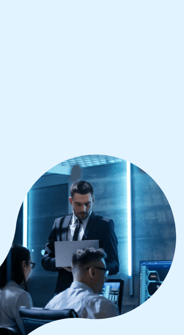 <b>DATA-FIRST ENTERPRISE</b>